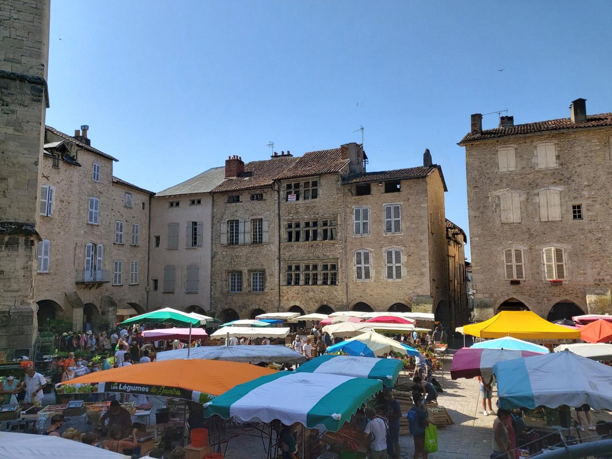 鲁埃格自由城Le Petit Saint-Georges, Centre Historique公寓 外观 照片